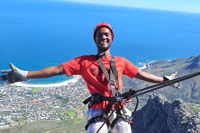 1-Hour Experience Table Mountain Abseiling - Reaching the abseil point on Table Mountain