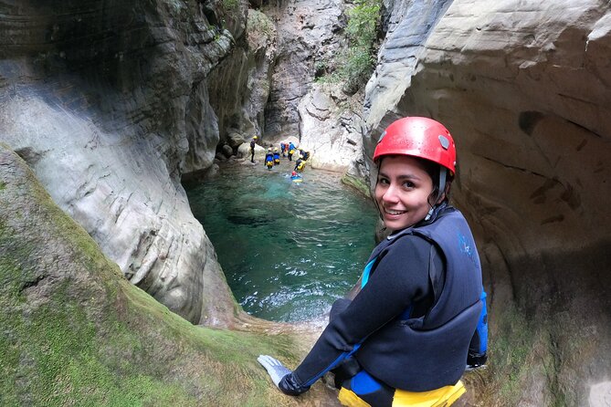 2-Day Tour with Canyoning and Rappelling to the Infiernillo Canyon - Your first evening: orientation, lodging, and rope practice