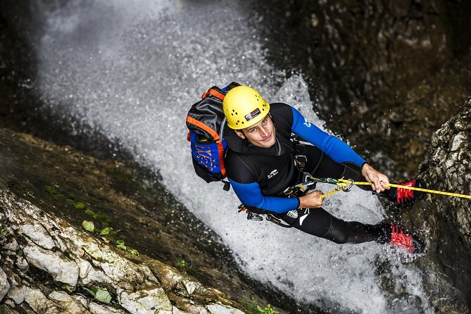 3Hrs Intermediate Canyoning in North Bali (Pickup, Lunch & GoPro) - Key points before you book