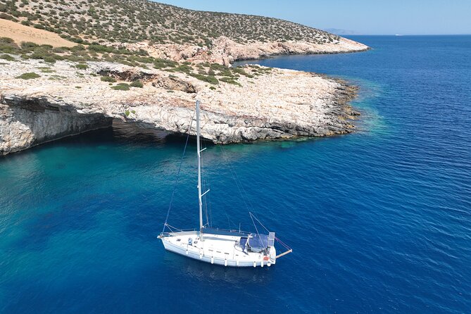 5 HourS Blue Lagoon start 1530 - cliff jumping in TRIPITI - Two small islands near Antiparos