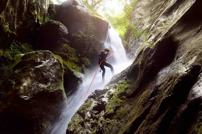 5Hrs Advanced Canyoning (50m) 12 Rappels (Pickup, Lunch & GoPro) - Why Aling Canyon is a serious Bali adventure