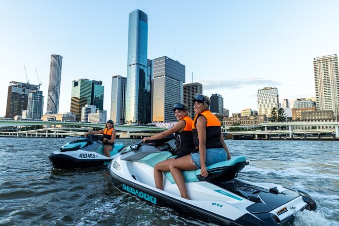 Abseiling the Kangaroo Point Cliffs in Brisbane - Who will enjoy this most?