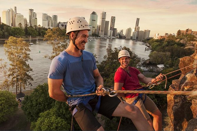 Abseiling the Kangaroo Point Cliffs in Brisbane - Waiting above Brisbane