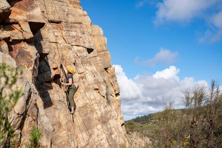 Adelaide: Rock Climb and Abseil Onkaparinga National Park - What Four Hours Usually Means on the Rock