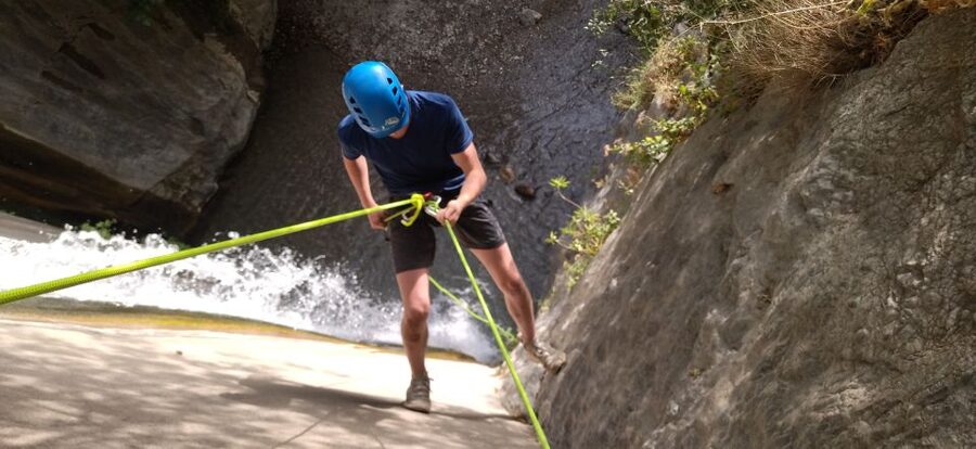 Adventure Cahorros, Monachil/ Climbing and abseiling Granada - Why Los Cahorros makes a fine half-day escape