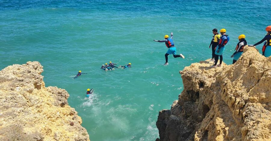 Albufeira: Guided Coasteering Tour with Cliff Jumping - Key points to know before you book