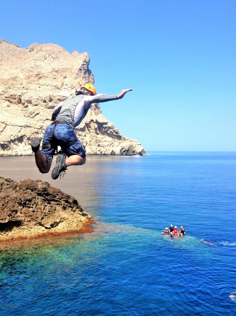 Alcudia: Coasteering Cliff Jumping - Three hours around La Victòria
