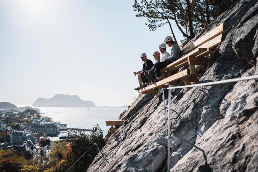 Ålesund: Via Ferrata tour - The guides are a major part of the value