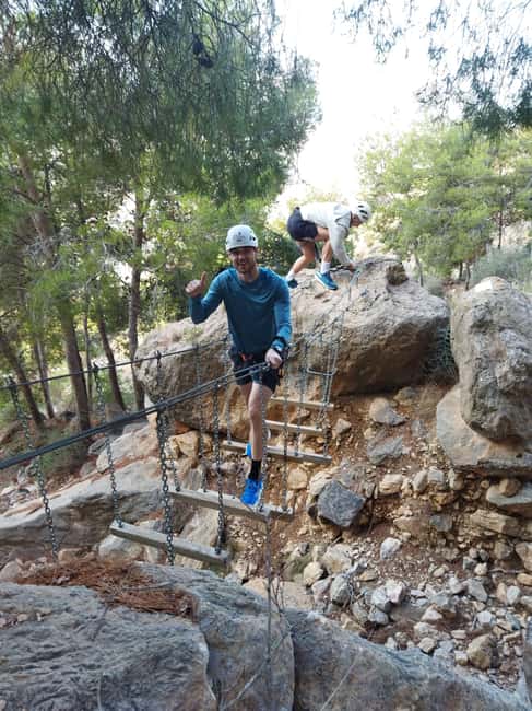 Alicante: Redovan Via Ferrata, family Climb - What the guides add to the experience