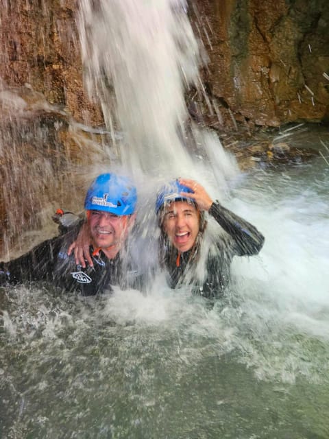 Anna: Gorgo de la Escalera Water Canyoning - Wetsuits, helmets, and the footwear rule