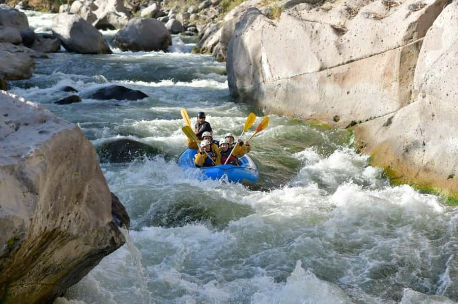 Arequipa: Rafting on the Chili River | Full adrenaline | - Chapí Virgin Cave and the foot of Misti Volcano