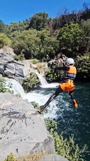 Avventura ed Adrenalina: Body Rafting nelle Gole Alcantara - Key points at a glance
