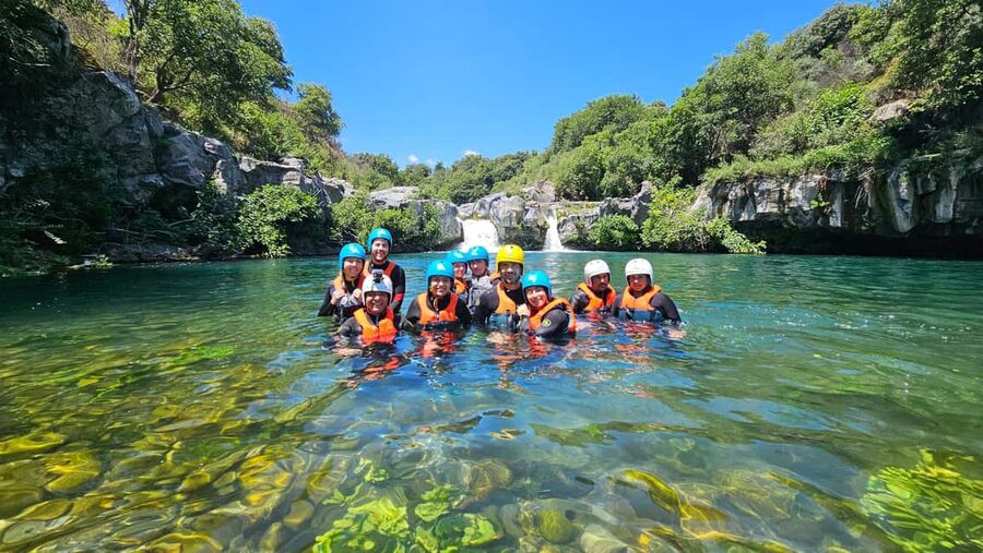 Avventura ed Adrenalina: Body Rafting nelle Gole Alcantara - The downhill route and five natural jumps