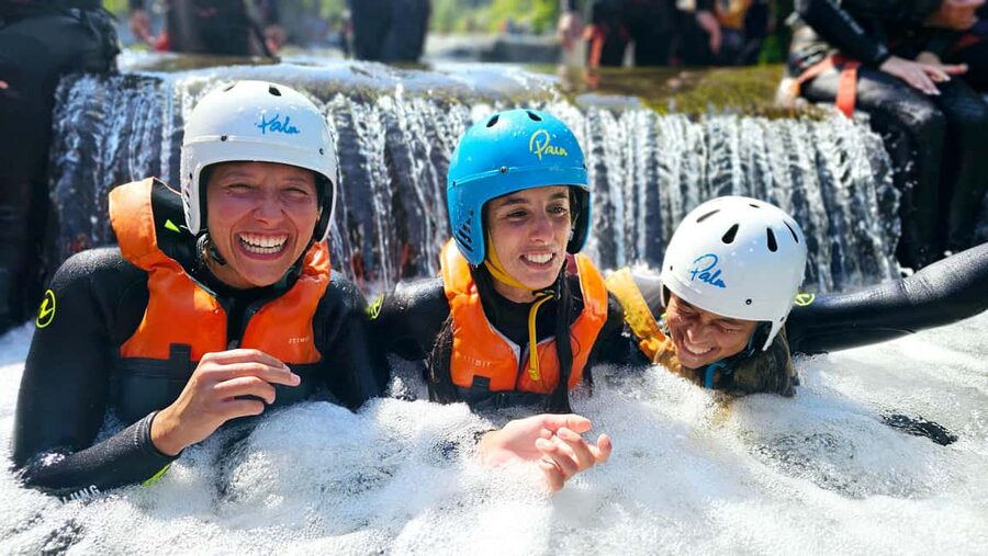 Avventura ed Adrenalina: Body Rafting nelle Gole Alcantara - What the two-hour schedule really means