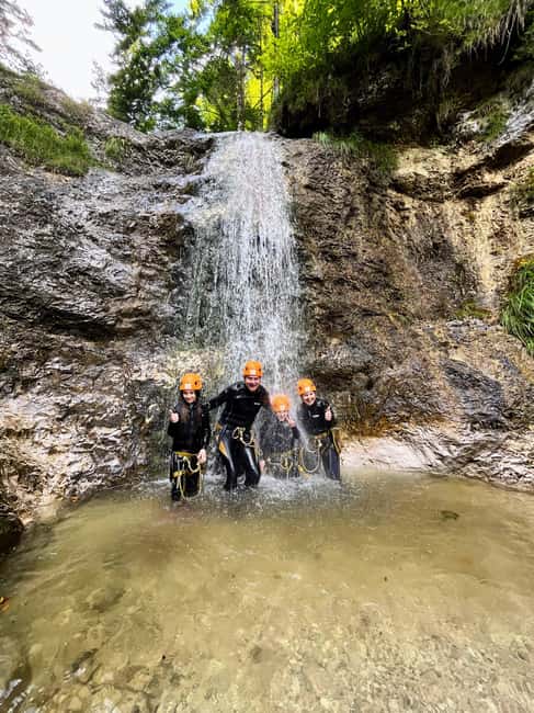 Bad Ischl: Canyoning Adventure for Beginners and Families - Who should book this experience?