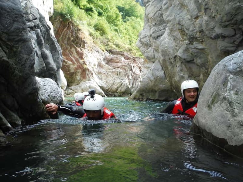 Bagni di Lucca: Canyoning in the Cocciglia's Gorge - Who should book this canyoning trip?