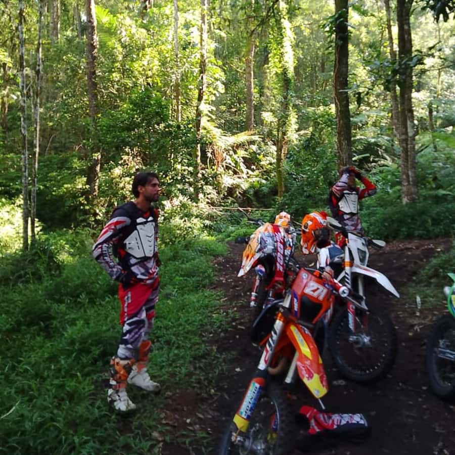 Bali: Extreme Dirt Bike Experience in Nature - From hotel pickup to the basecamp