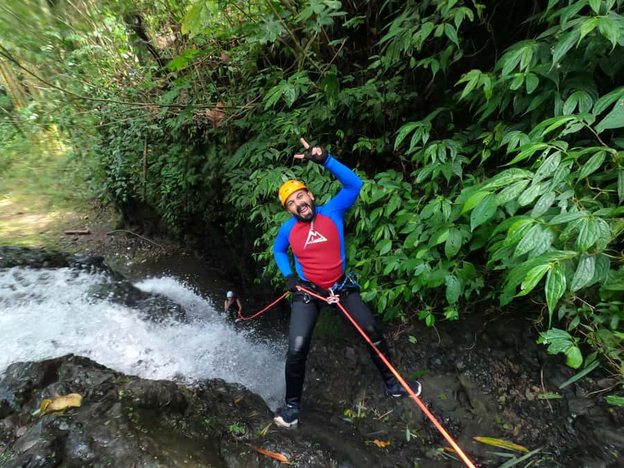 Bali: Gitgit Canyon Canyoning Trip with Breakfast and Lunch - Lunch, showers, and the GoPro handover