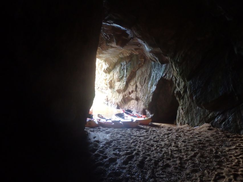 Barcelona: Costa Brava Kayak, Snorkel & Cliff Jump & Lunch - What the $100 cost really covers