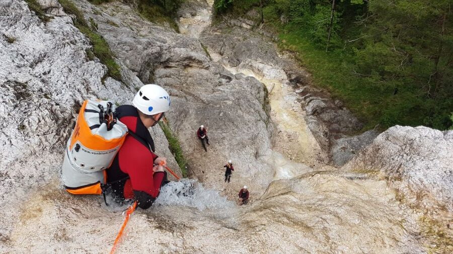 Bavaria: Beginner Canyoning Tour - Learning the first canyoning moves