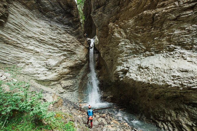 Beartooth Canyon- Half Day Canyoning Tour - Golden, BC - Key details before you book
