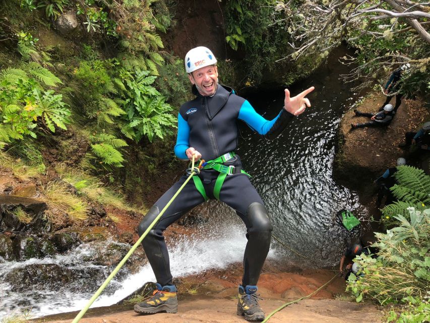 Beginner Canyoning Madeira - The safety briefing at the local bar