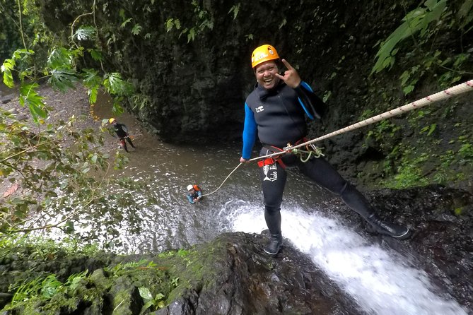 Beginner canyoning trip in Bali "Egar canyon " - Walking through the jungle to the canyon