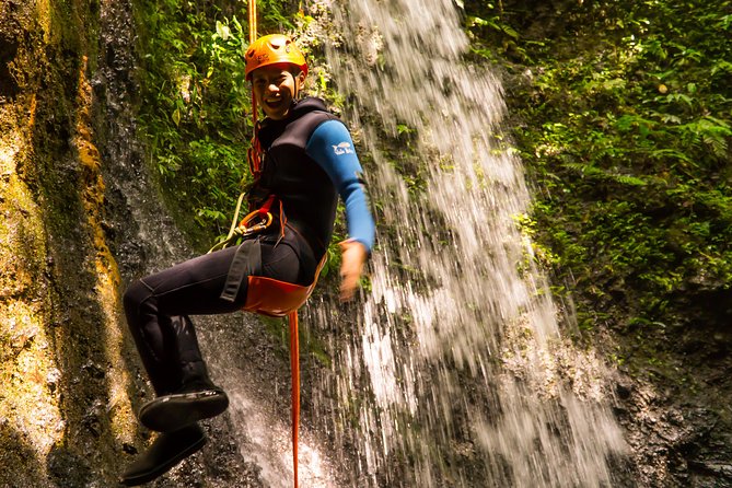 Beginner canyoning trip in Bali "Egar canyon " - Waterfalls, rappels, and natural pools