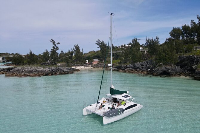Bermuda Private Catamaran:Snorkeling, Shipwrecks & Cliff Jumping - Caves, cliffs, and the thrill factor