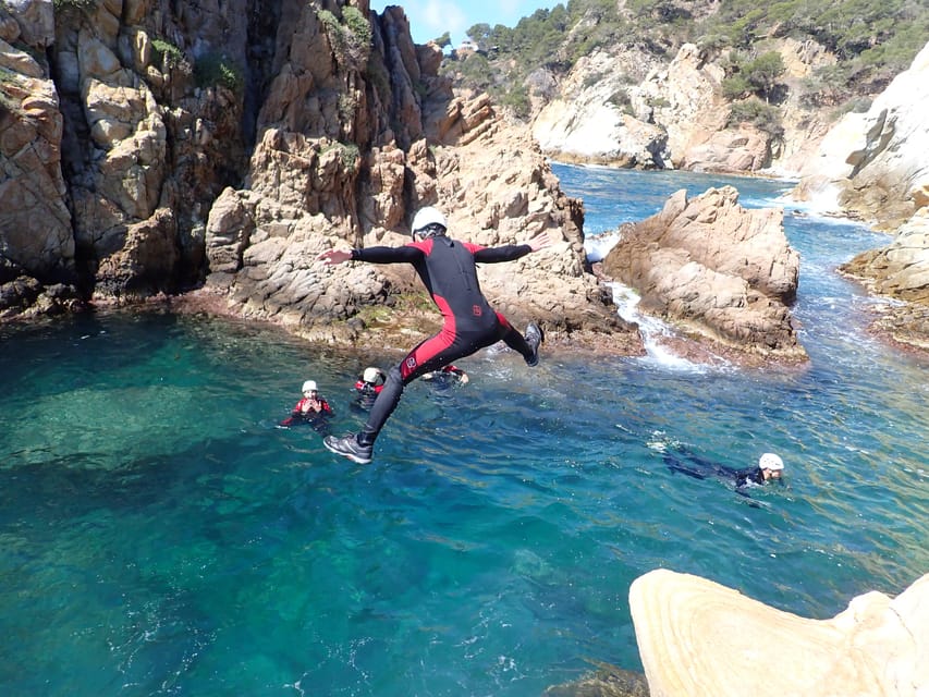 Blanes: Coasteering - the best coasteering in costa Brava - Key points at a glance