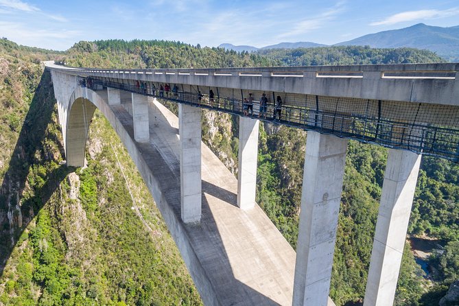 Bloukrans Bungy, the worlds best bungy jump! - Starting at the Bloukrans Bungy Booking Office