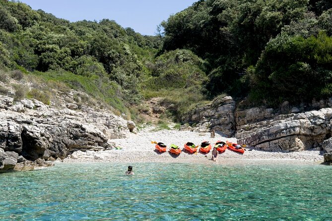 BOAT & KAYAK! Sea Adventure - Snorkeling & Cliff Jumps - The hidden beach, swimming, and cliff jumps