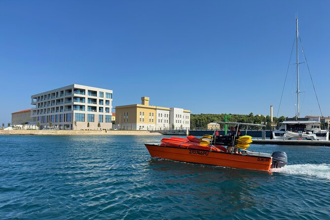BOAT & KAYAK! Sea Adventure - Snorkeling & Cliff Jumps - Entering the cave and rocky sea passages