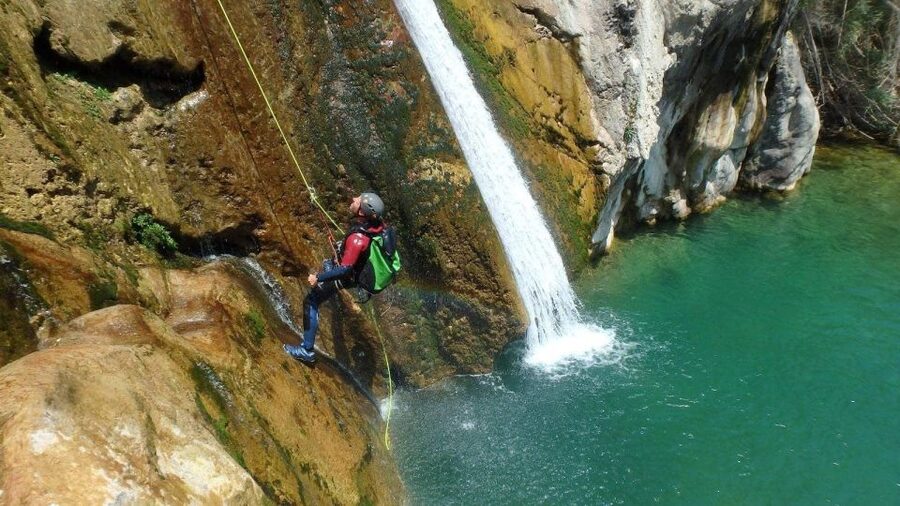 Bolulla: Estret de les Penyes Water Canyoning - The narrow rock corridor and clear pools