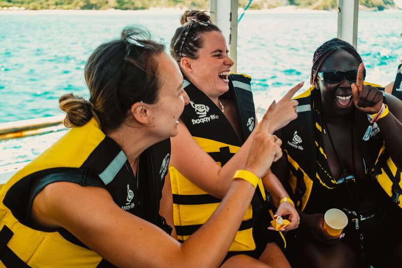 Boracay: Island Hopping & Cliff Jumping by Haqqy Life - Booking flexibility and day-of planning