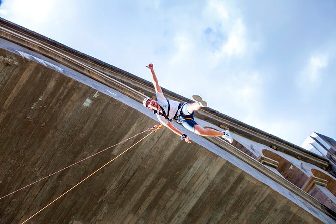 Bungee jumping over the Gállego River - Is $48.62 good value?