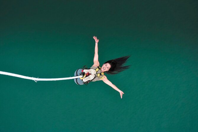 Bungy Jump Stockhorn with OUTDOOR - Who should book this Stockhorn experience?
