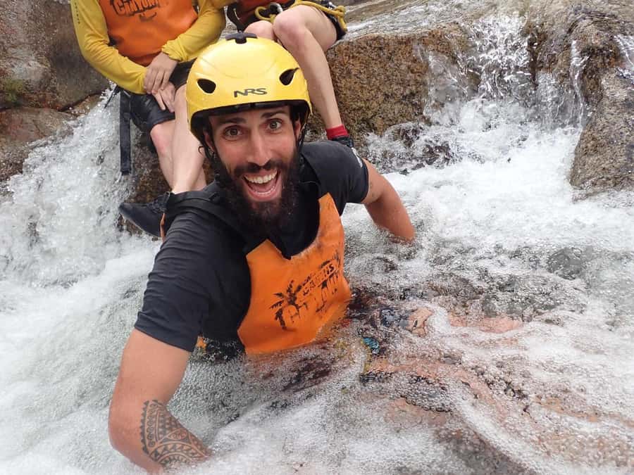 Cairns: Behana Gorge Rainforest Canyoning Tour - Jumping, scrambling, and finding your own limit