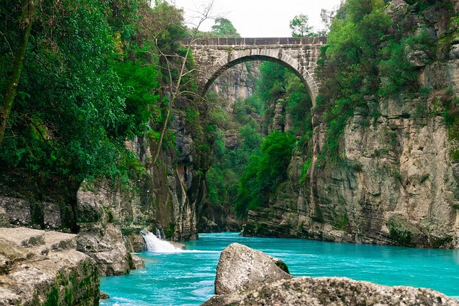 Canyoning and Rafting Adventure incl. Lunch from Antalya - A riverfront lunch that breaks up the action