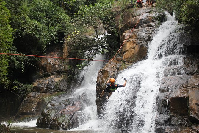 Canyoning Da Lat Vietnam - Training on the 18-meter dry cliff