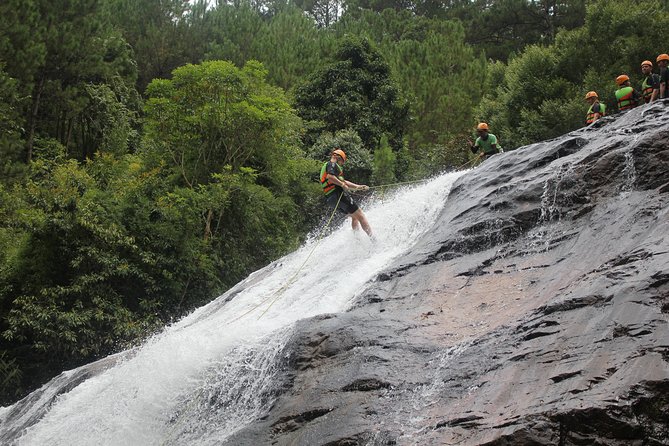 Canyoning Da Lat Vietnam - The washing machine waterfall