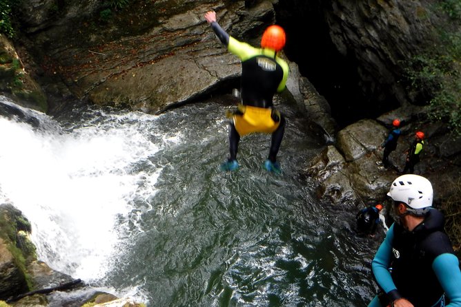 Canyoning discovery of Furon Bas in Vercors - Grenoble - What the lower Furon canyon is really like
