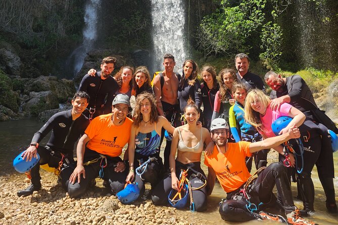 Canyoning experience in Barranco del Gorgo de la Escalera - What the four-hour canyon route feels like