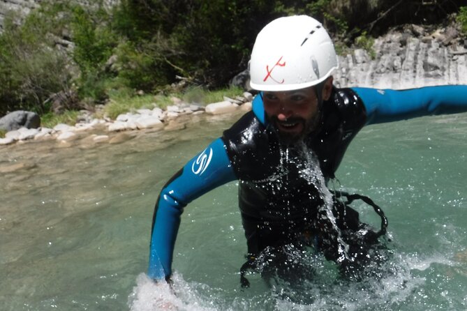 Canyoning Girona Costa Brava - The guide makes the difference on a beginner route