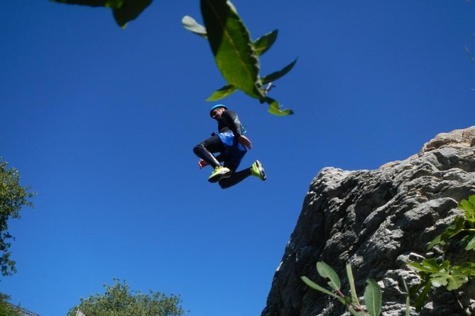 Canyoning Gorge Descent, river walk in Benahavis. - Is the route suitable for children and first-timers?