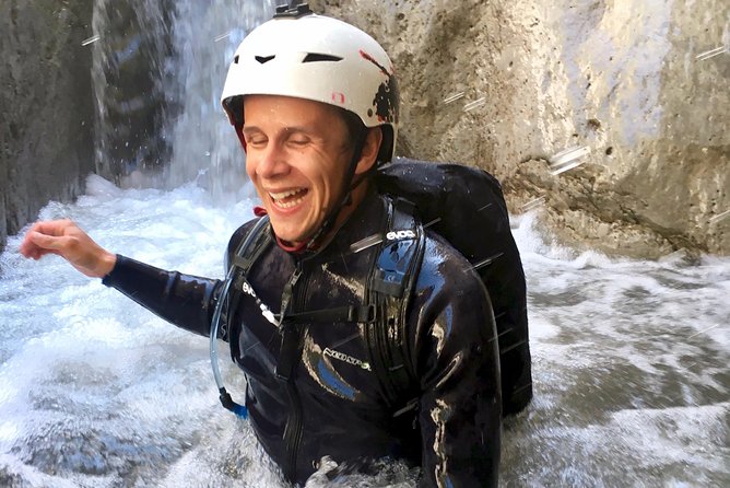 Canyoning half day - Heart Creek Canyon (beginner level) - At a glance