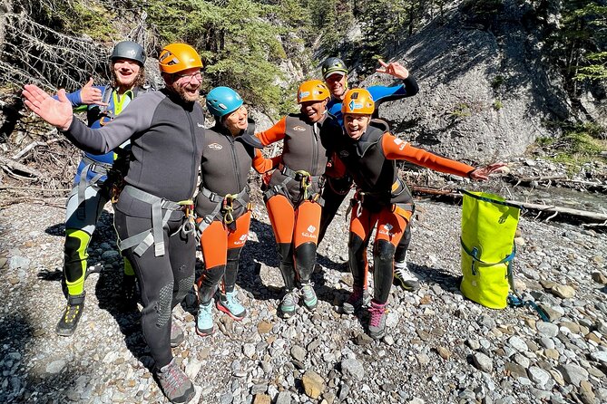 Canyoning half day - Heart Creek Canyon (beginner level) - The one-hour hike to the canyon top