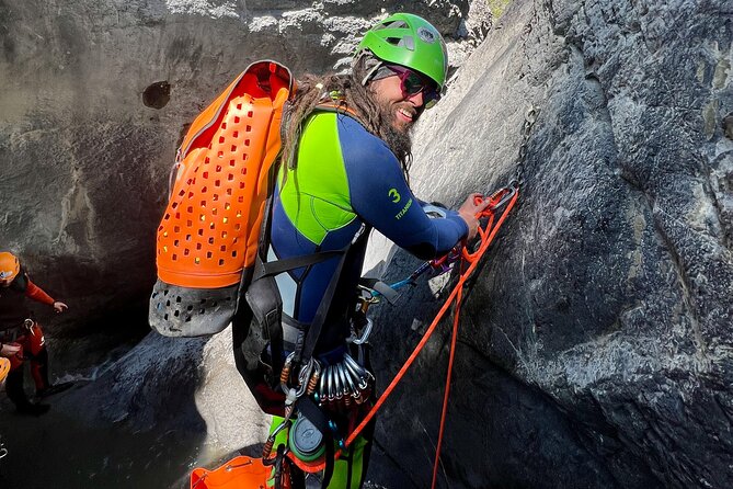 Canyoning half day - Heart Creek Canyon (beginner level) - Who should book this adventure?