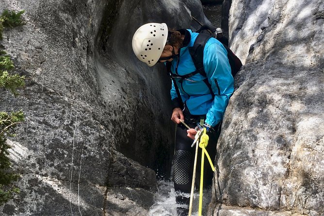 Canyoning half day - Heart Creek Canyon (beginner level) - Five rappels, with a waterfall finish