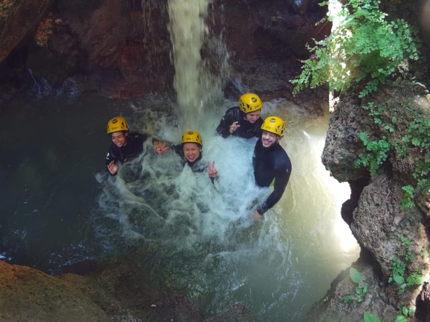 Canyoning in Alicante - The 18-meter waterfall rappel